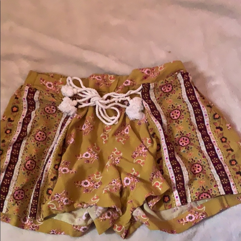 booty shorts